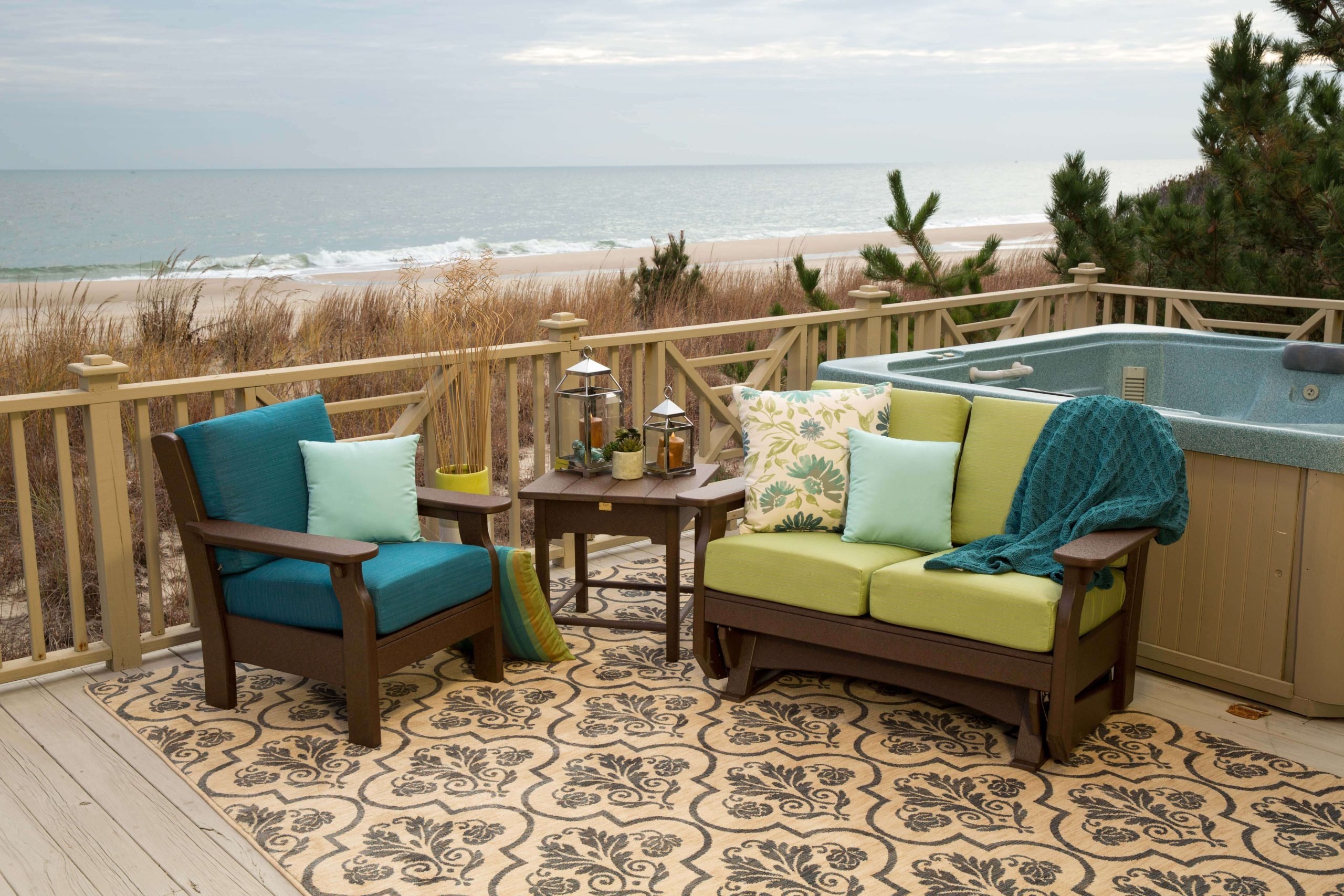 Deep seating loveseat and chair Deep seating loveseat and chair.