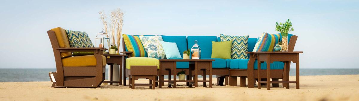 Finch outdoor furniture Finch outdoor furniture with turquoise cushions.